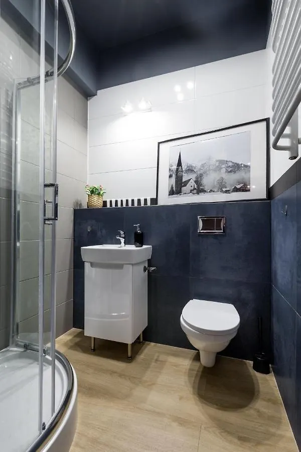 Friendhouse Residence كراكوفيا شقة